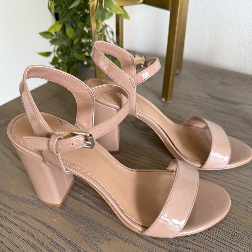 Abound Nude Patent pump
